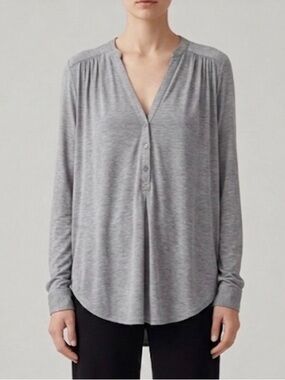 Babaton Oversized Lightweight Rayon Top